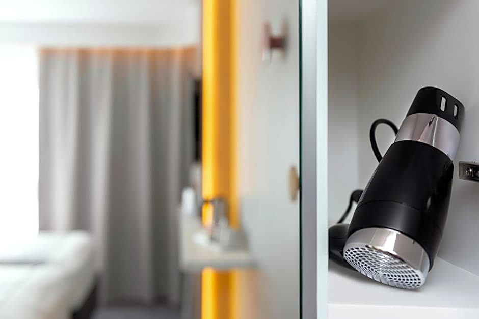 Holiday Inn Express Rouen Centre - Rive Gauche By IHG