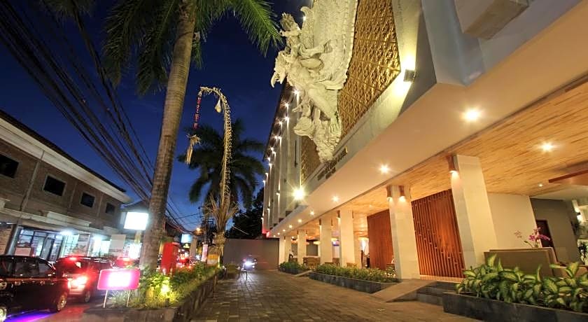 Grand La Walon Hotel