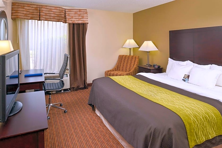 Comfort Inn and Suites Joplin