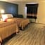 Americas Best Value Inn & Suites Thief River Falls