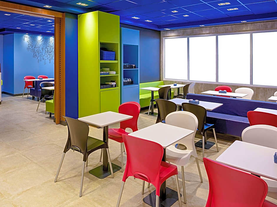 Ibis Budget Santos Gonzaga