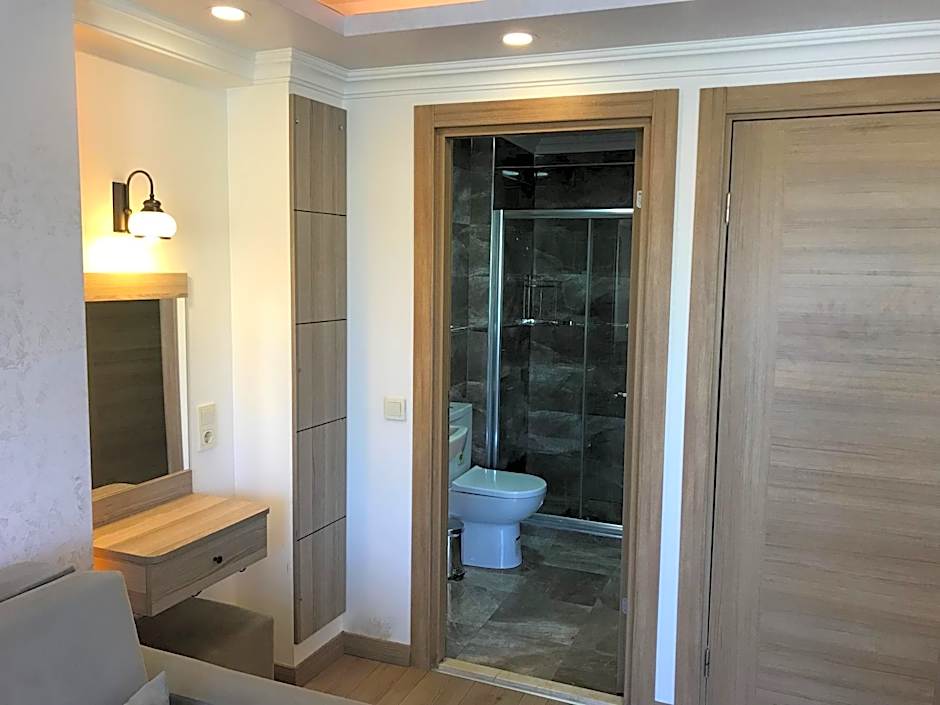 Harbour Suites Old City