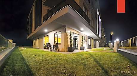 Maxuite Hotel in home 