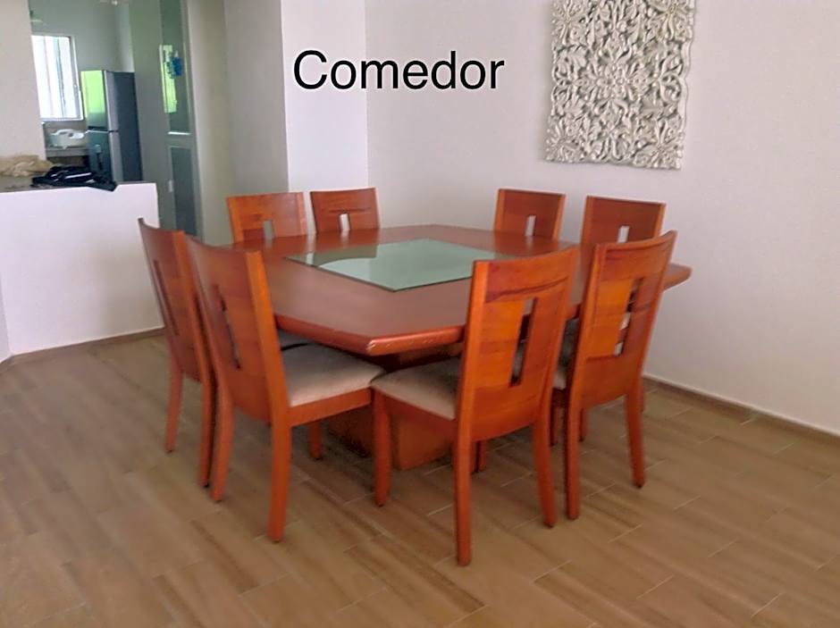 Apartamento vista al mar
