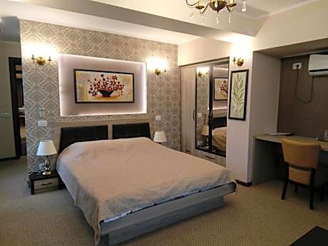 Double Room with Private Bathroom