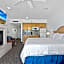 Beach House Inn & Suites