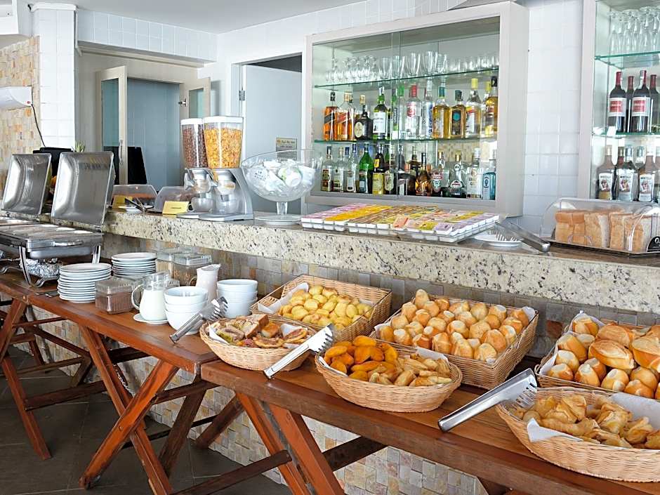 Kings Flat Hotel Ponta Negra Waterfront