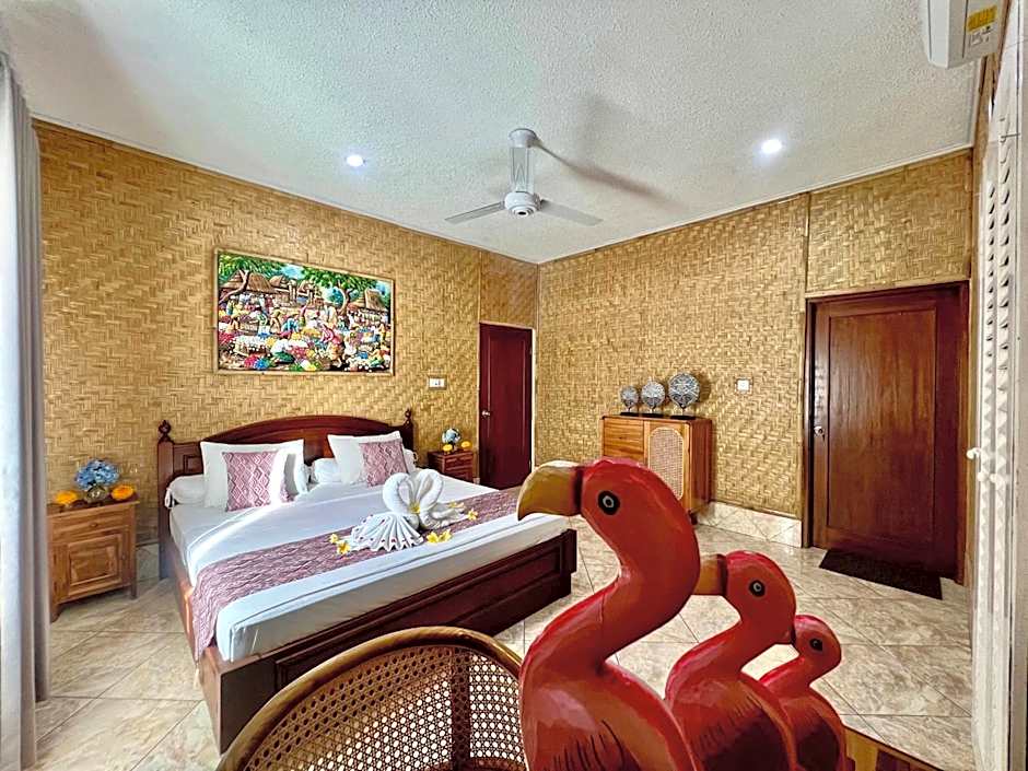 Tiga Naga Villa