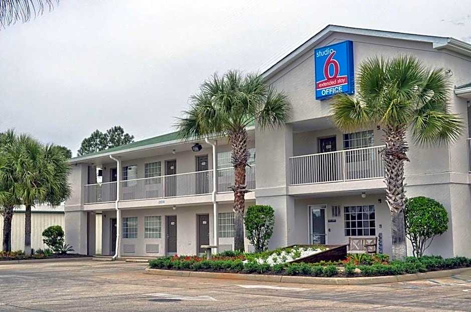 Studio 6-Pascagoula, MS