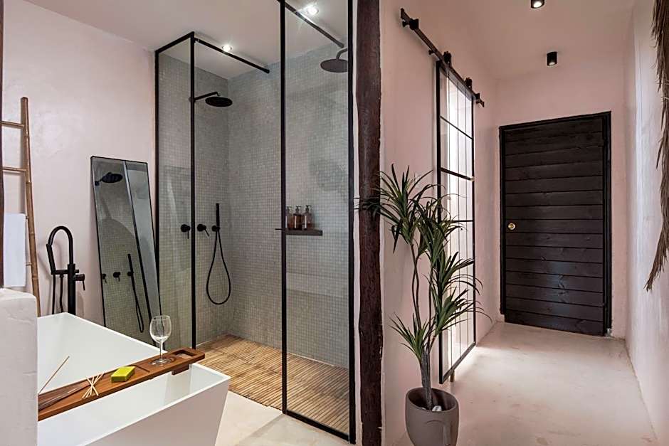 Kynthia Hotel - Adults Only