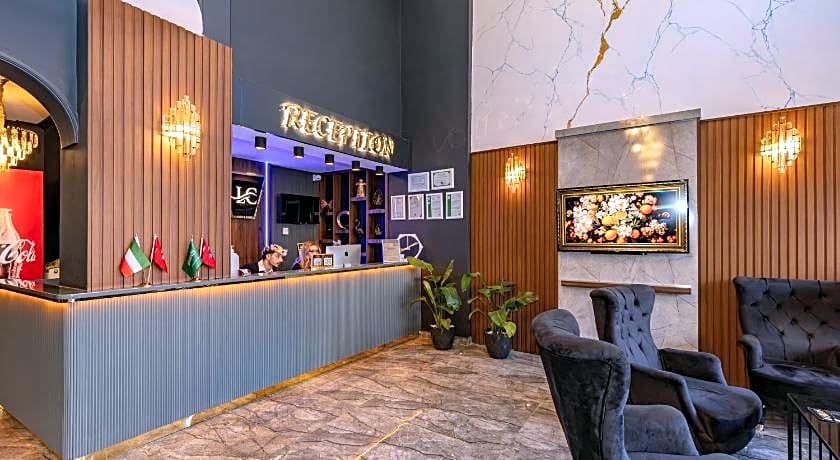 LoyalCity Hotel