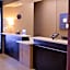 Holiday Inn Express & Suites Denver South - Castle Rock By IHG
