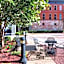 LaSalle Boutique Hotel and The Downtown Elixir and Spirits