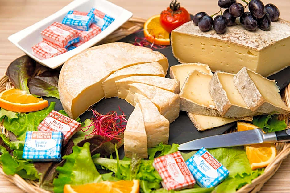 Brit Hotel Rennes St Grégoire  Le Villeneuve