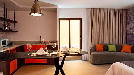 Superior Twin Room - Non-Smoking