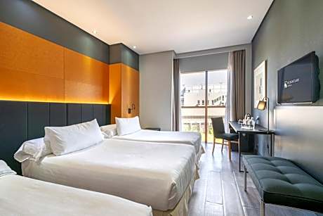 Deluxe Double Room with Extra Bed