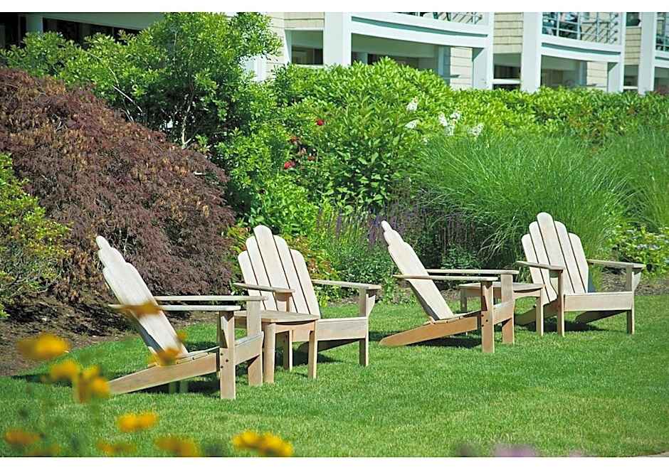 Hyannis Harbor Hotel