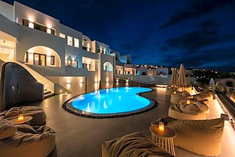 Kudos Suites Firostefani