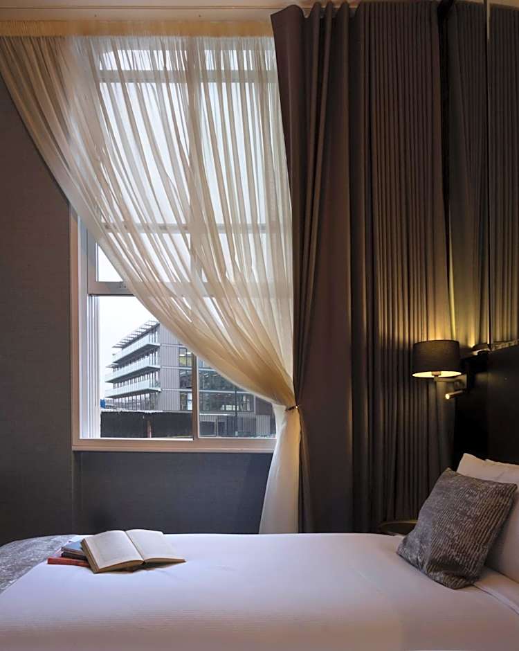 Camden Enterprise Hotel