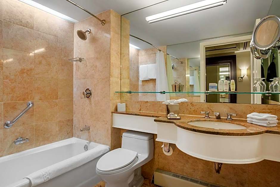 Omni Berkshire Place