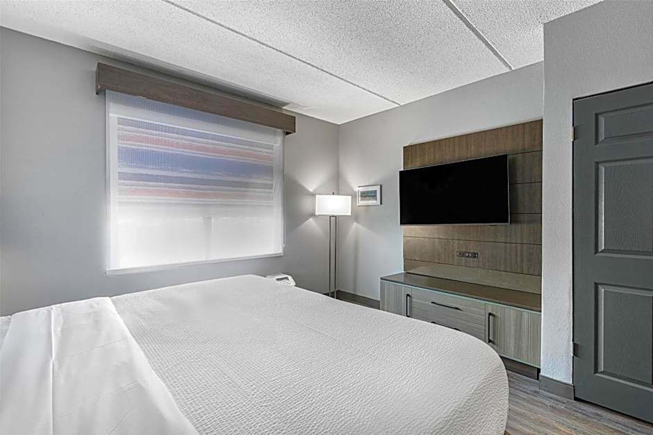 Best Western Plus Savannah Gateway