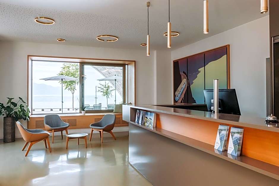 Montreux Youth Hostel
