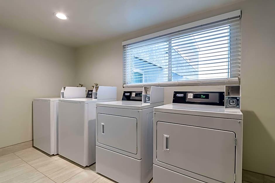 Studio 6 Suites Perris, CA