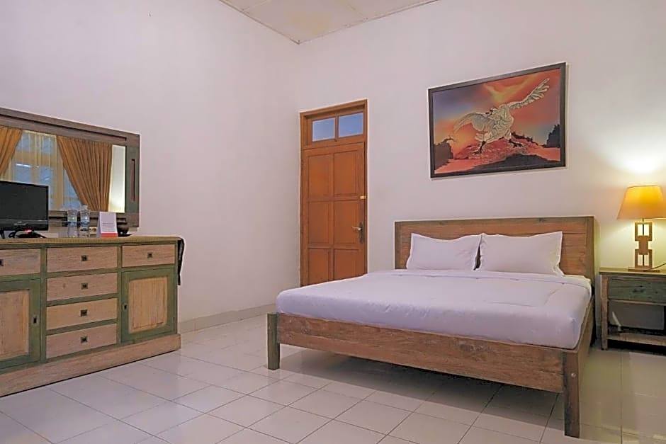 RedDoorz @ Griya Cemara Homestay Yogyakarta