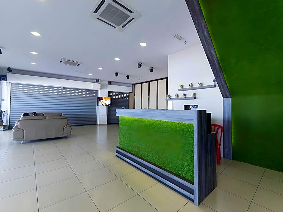 Top Garden Hotel