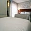Hotel Piramide