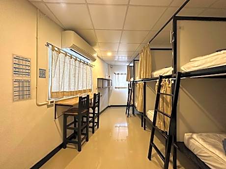 Blue Flow Hostel