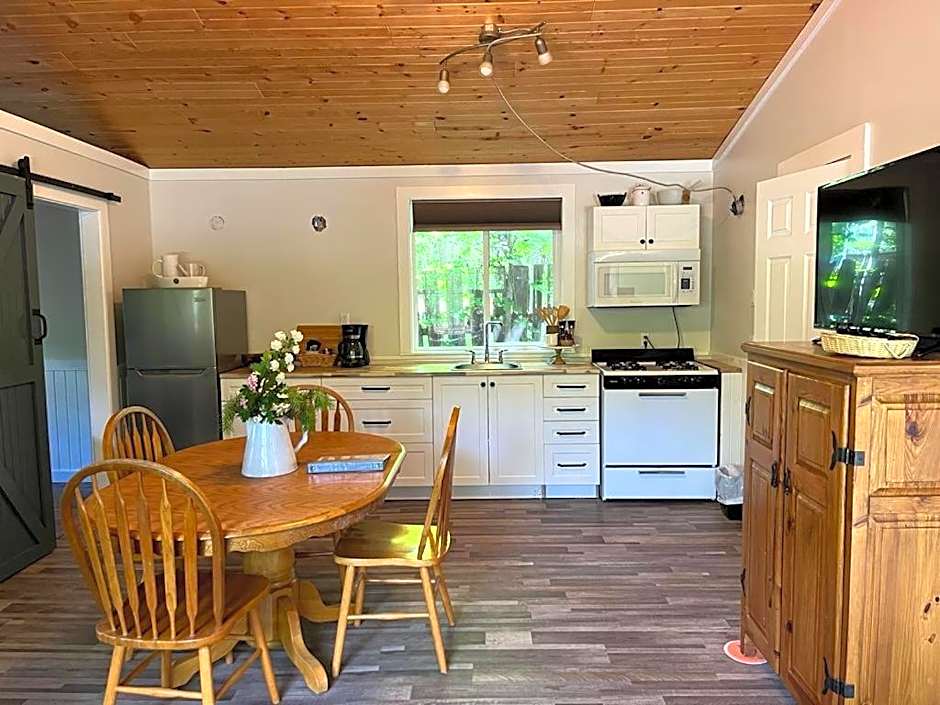 Barefoot Villas and Retreat