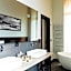 Amadomus Luxury Suites