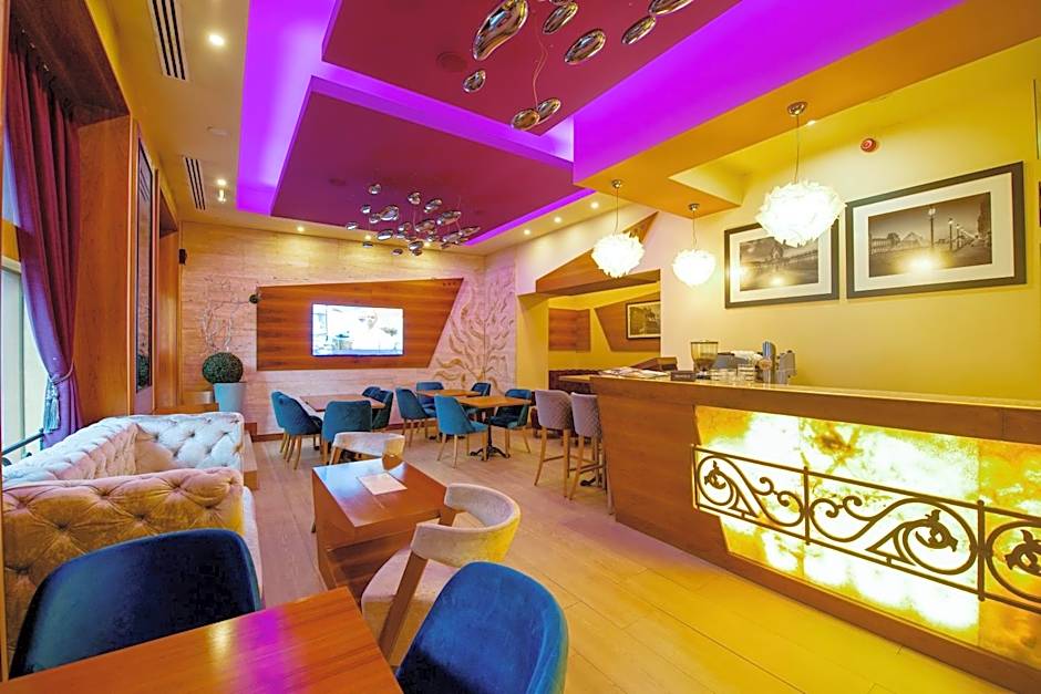 Hotel City Savoy
