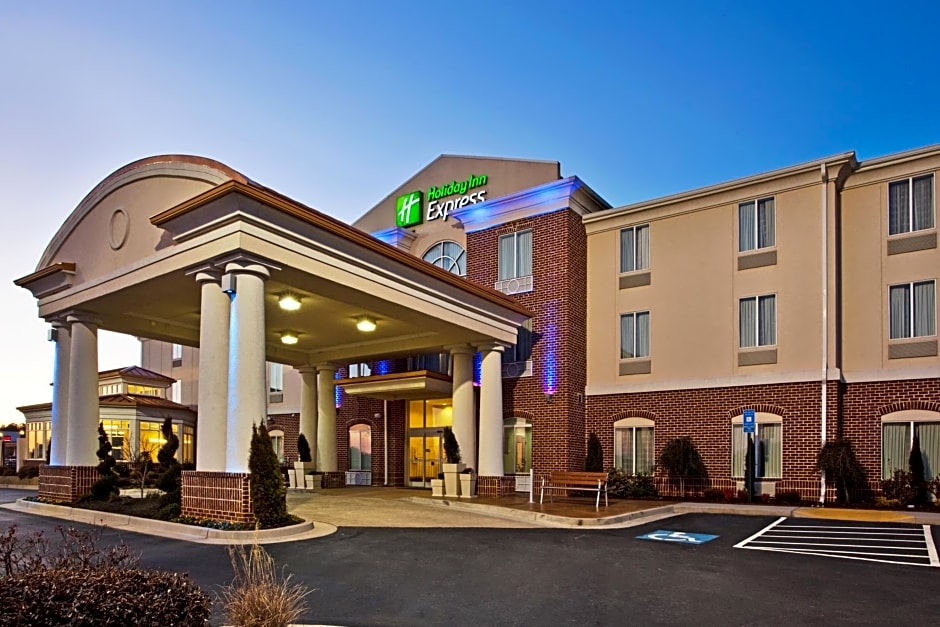 Holiday Inn Express Hotel And Suites Bremen