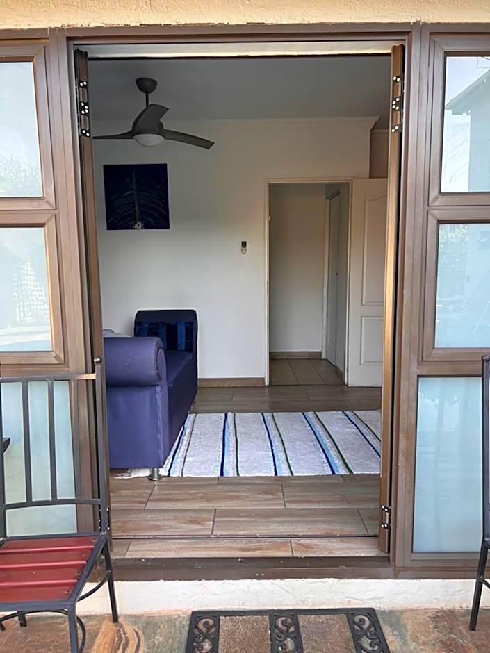 2 Op Terblanche Guesthouse