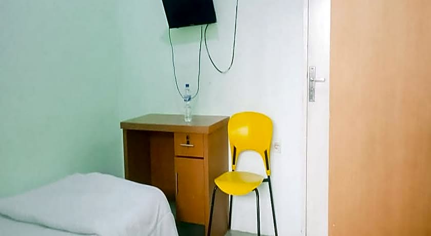 Acintyya Homestay Syariah RedPartner