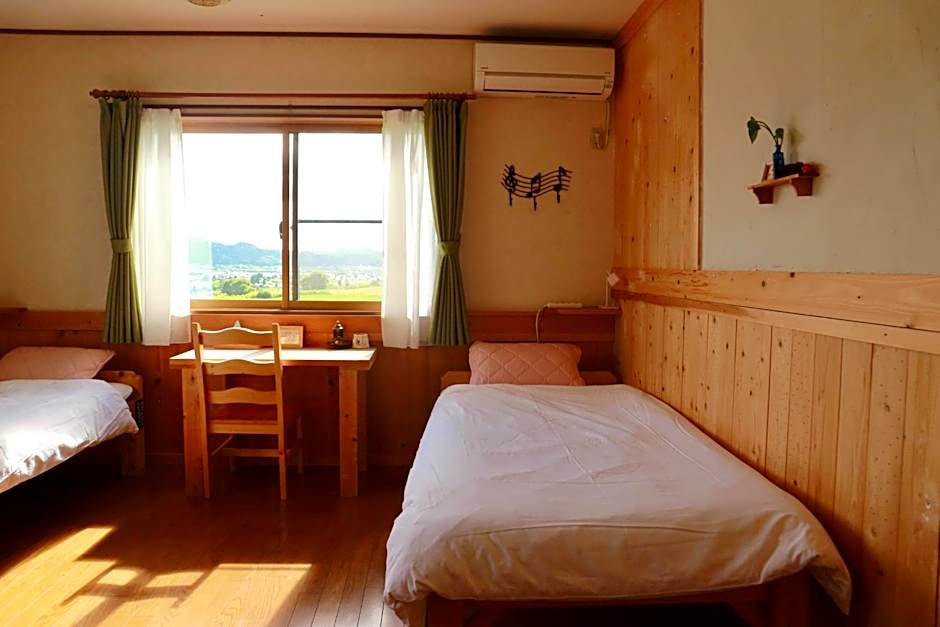 Azumino Backpackers 山の風