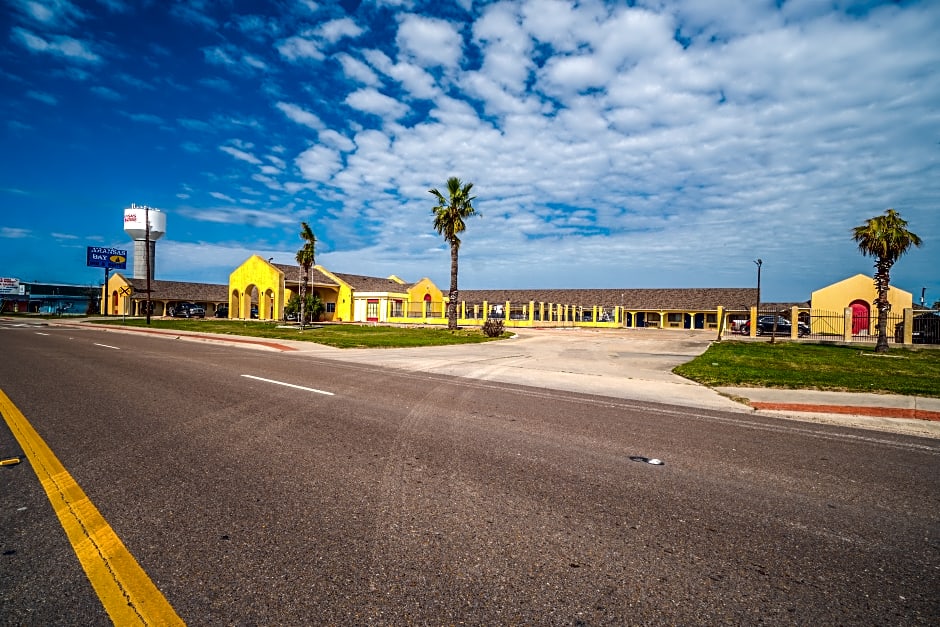 Aransas Bay Inn & Suites Corpus Christi by OYO