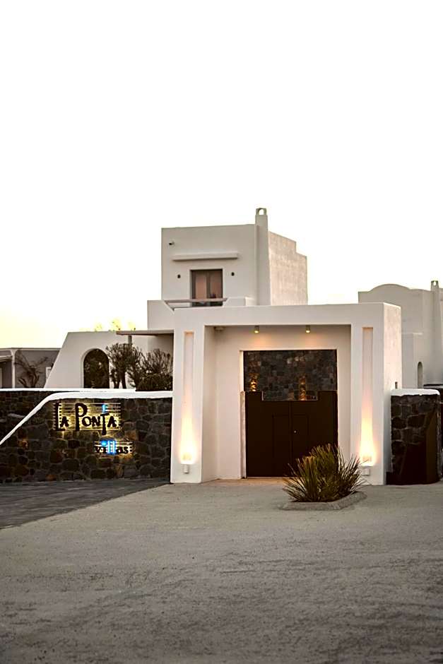 La Ponta Villas & Suites
