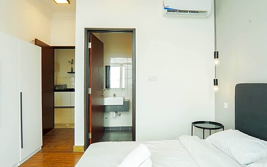 Boulevard Service Apartment KL by Airhost