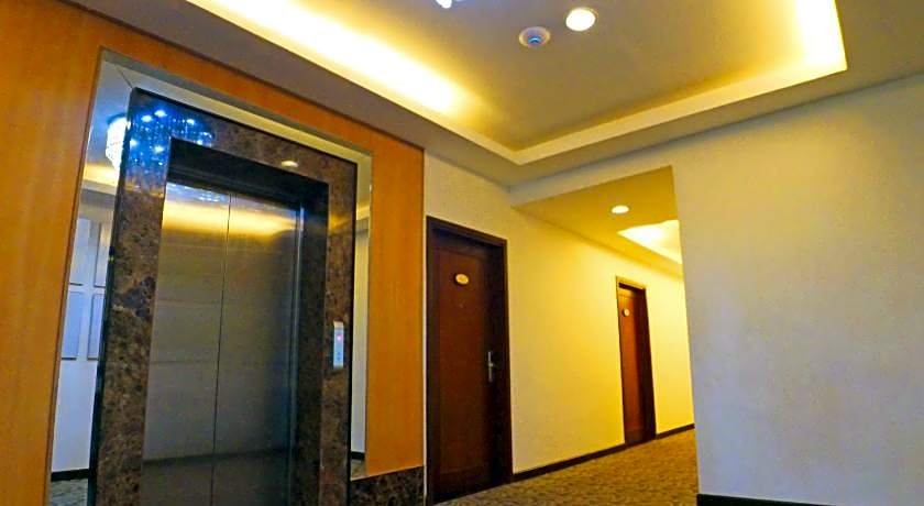 The Plaza Hotel - Balanga