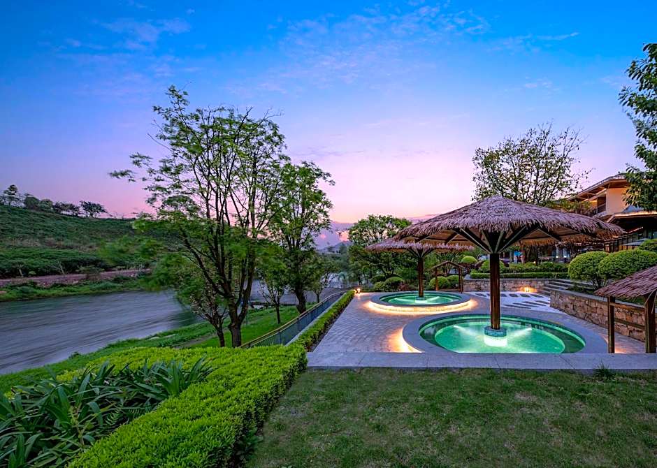 Holiday Inn Express Emei Mountain By IHG