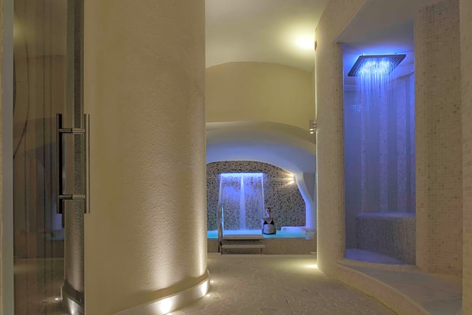 Golden Tower Hotel & Spa