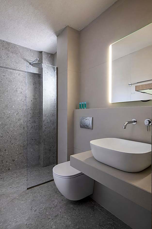 Hotel Sarti Beach