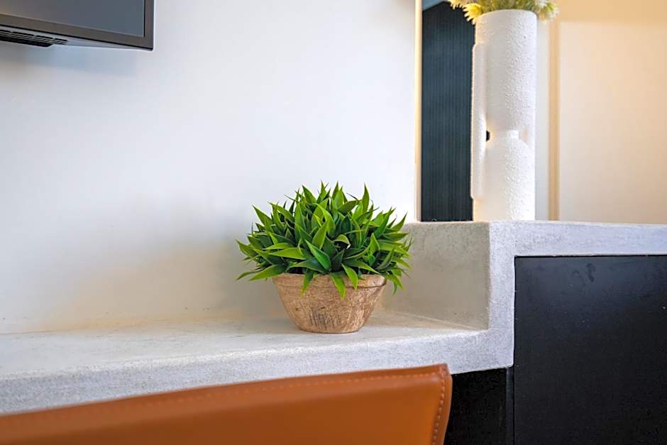 Grand Hotel and Studios