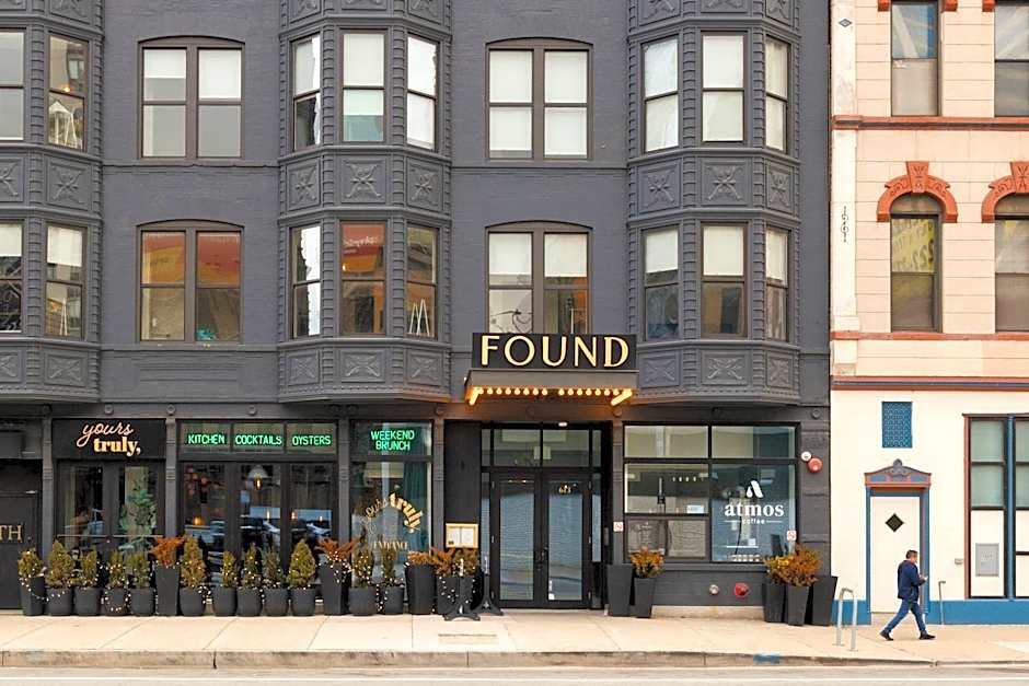 Found Chicago powered by Sonder