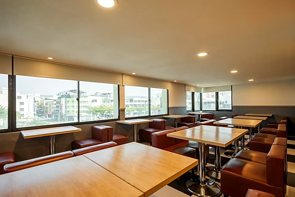 Kindness Hotel Yuanlin