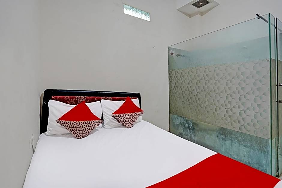 OYO Life 92190 Arya Guest House