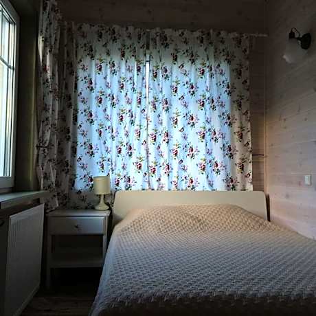 Apartment with Spacious Living Room - Split Level